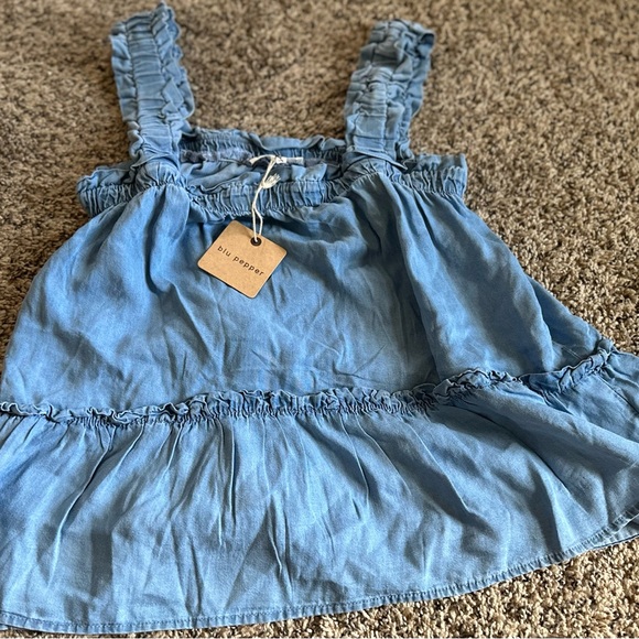 NWT DENIM TOP. SIZE S - Picture 4 of 6